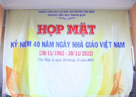 Họp mặt Ngày Nhà Giáo Việt Nam 20-11